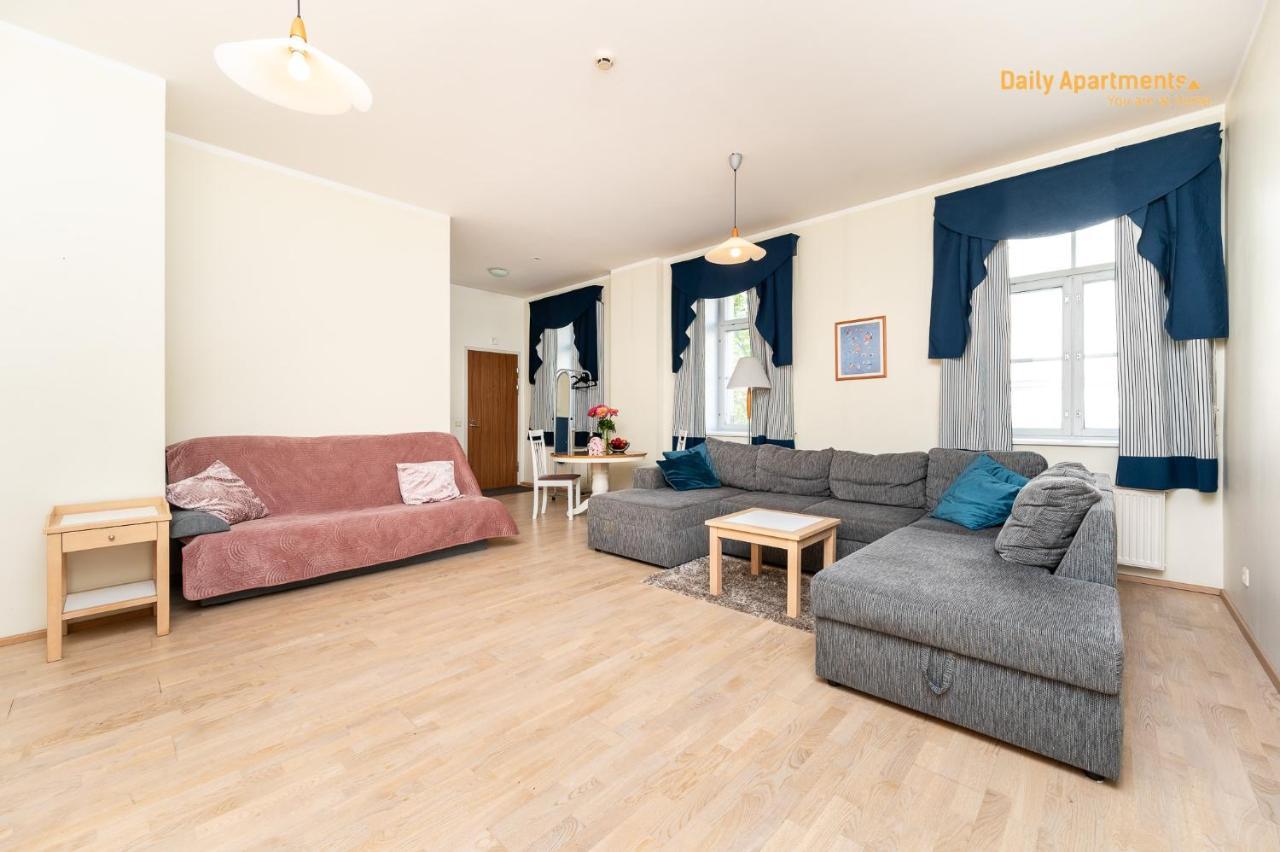 Daily Apartments - Apartment With Bath Reval Esterno foto