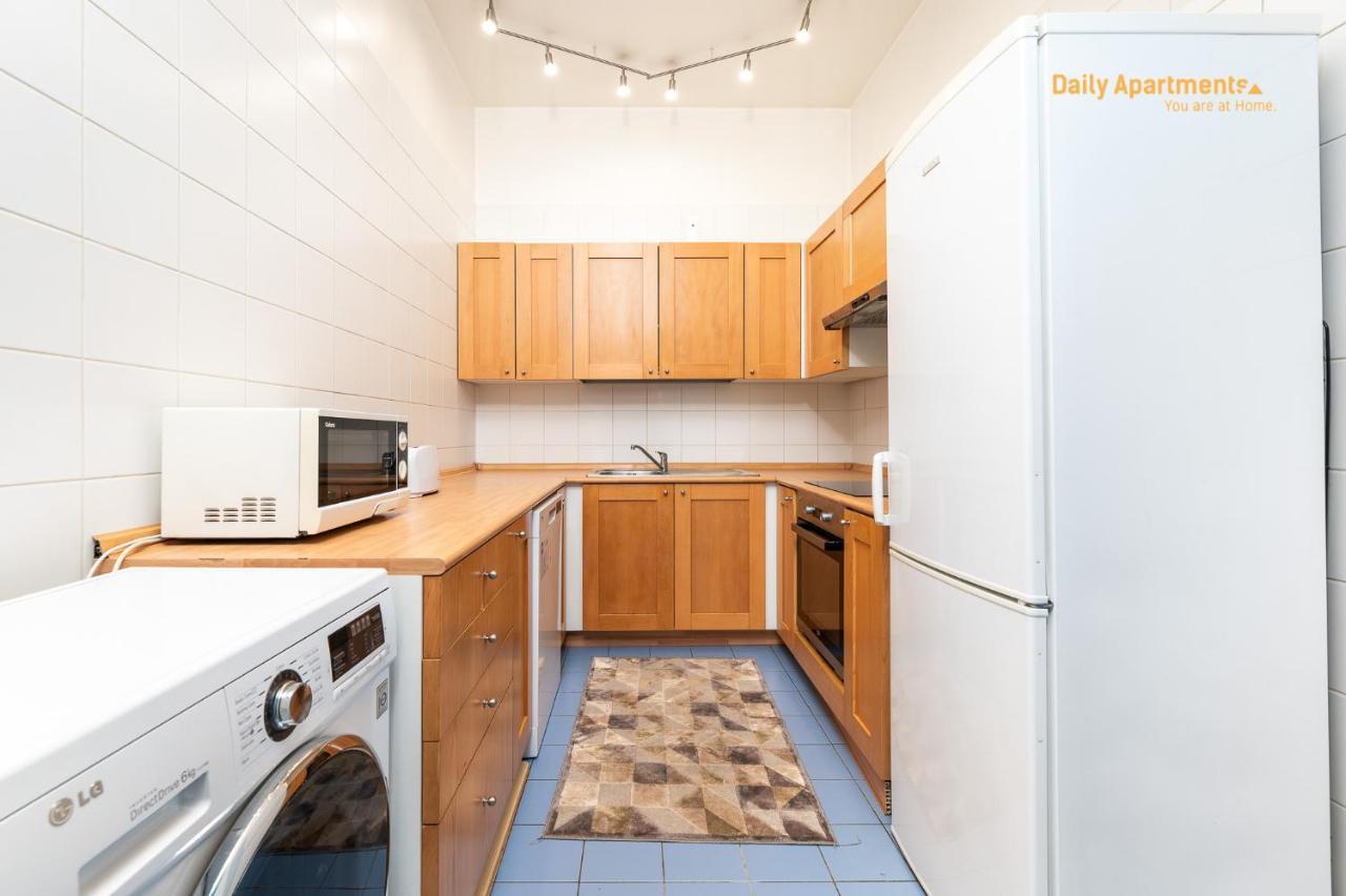 Daily Apartments - Apartment With Bath Reval Esterno foto